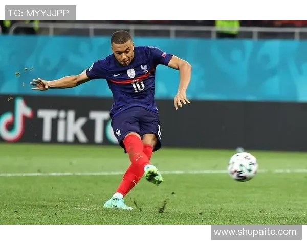 埃尔文足球明星的崛起与成就揭秘以及对足球界的影响分析